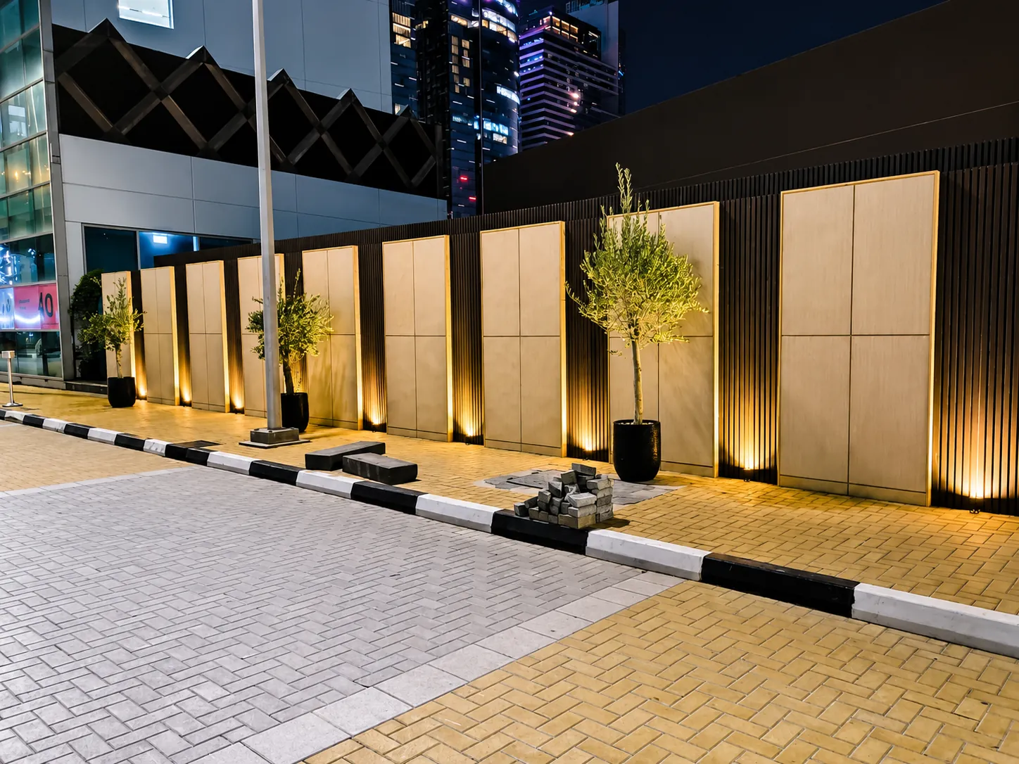 Dubai World Trade Centre - Image 3